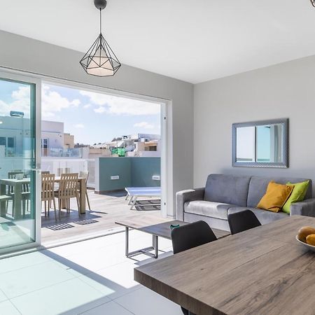 Unique Penthouse With Private Heated Jacuzzi, Close To Restaurants And Night Life Is-Swieqi المظهر الخارجي الصورة
