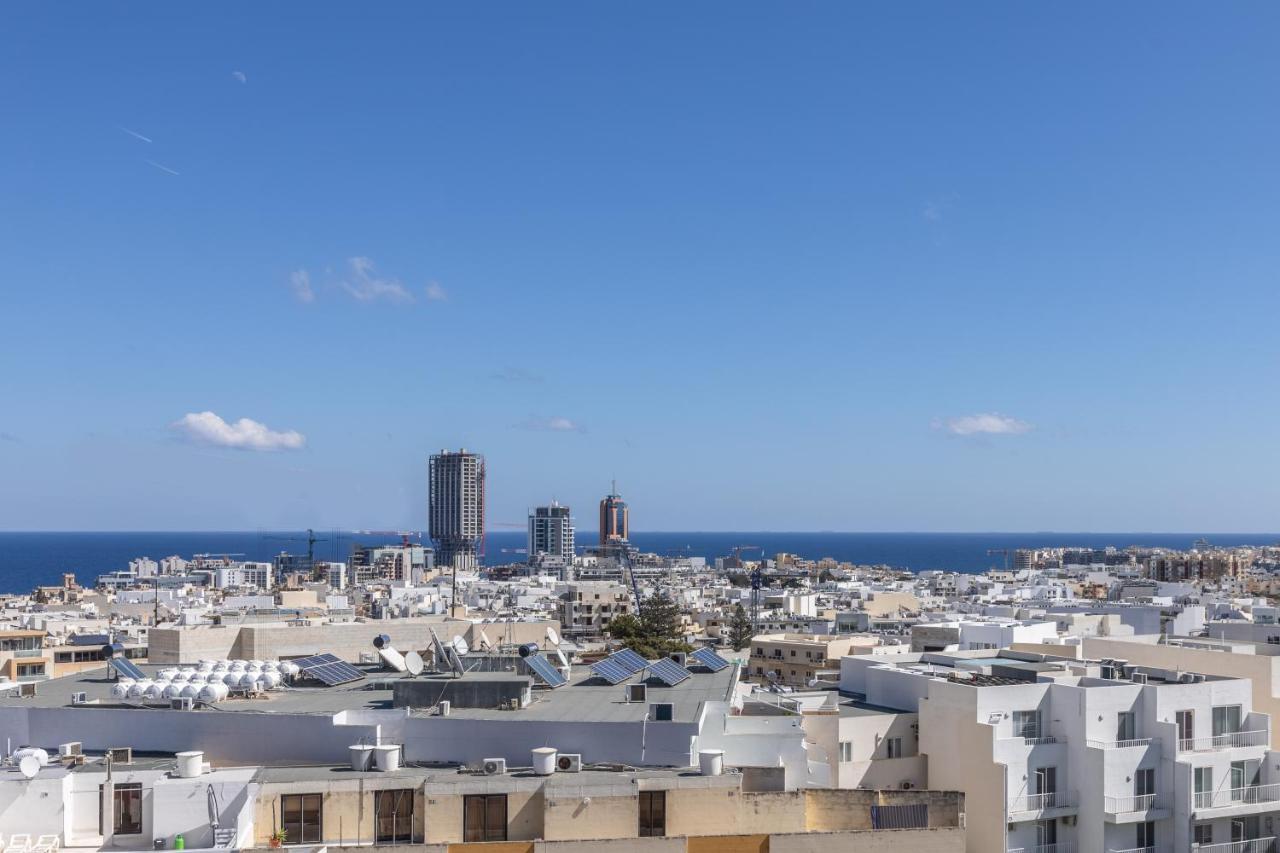 Unique Penthouse With Private Heated Jacuzzi, Close To Restaurants And Night Life Is-Swieqi المظهر الخارجي الصورة