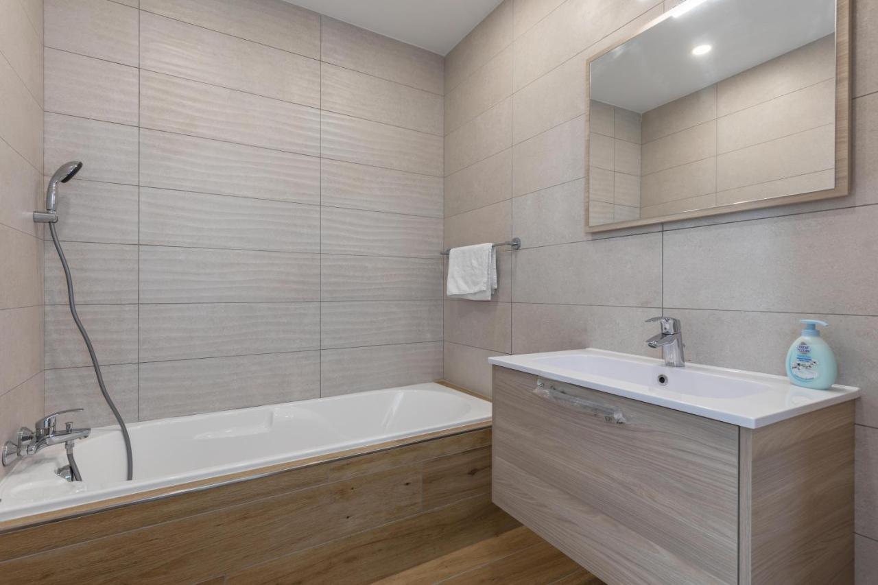 Unique Penthouse With Private Heated Jacuzzi, Close To Restaurants And Night Life Is-Swieqi المظهر الخارجي الصورة