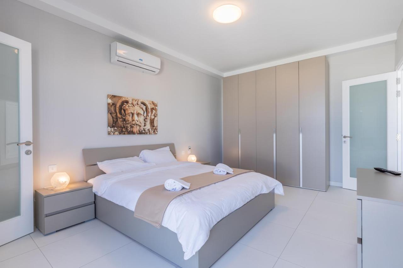 Unique Penthouse With Private Heated Jacuzzi, Close To Restaurants And Night Life Is-Swieqi المظهر الخارجي الصورة